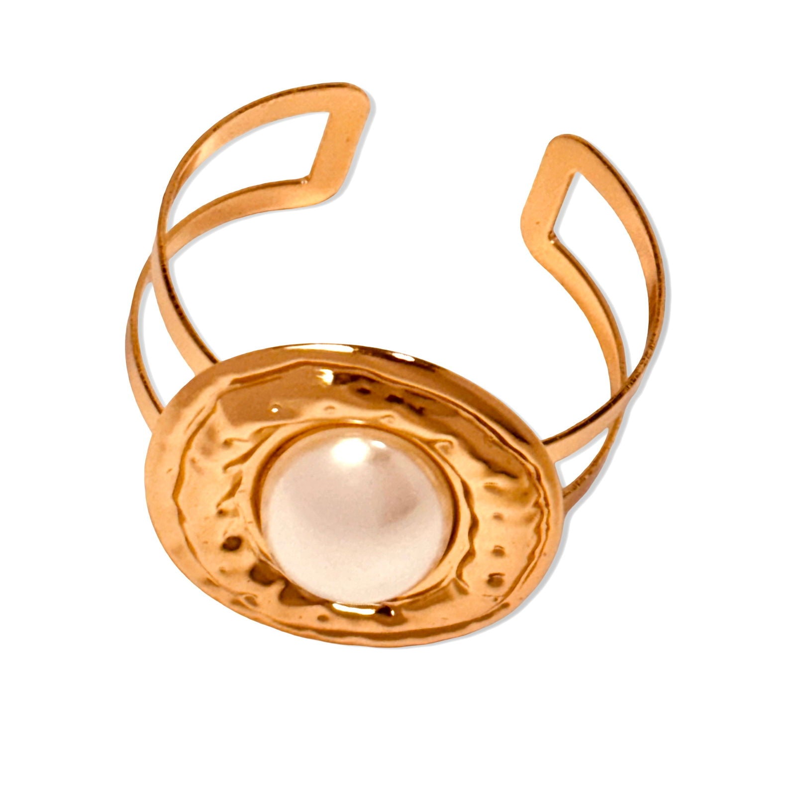 Angle shot of flat-lay 18k gold plated large pearl cuff bracelet – open bangle design with modern edge - 18k gold plated anti-tarnish waterproof hypoallergenic oversized pearl chunky brass bracelet