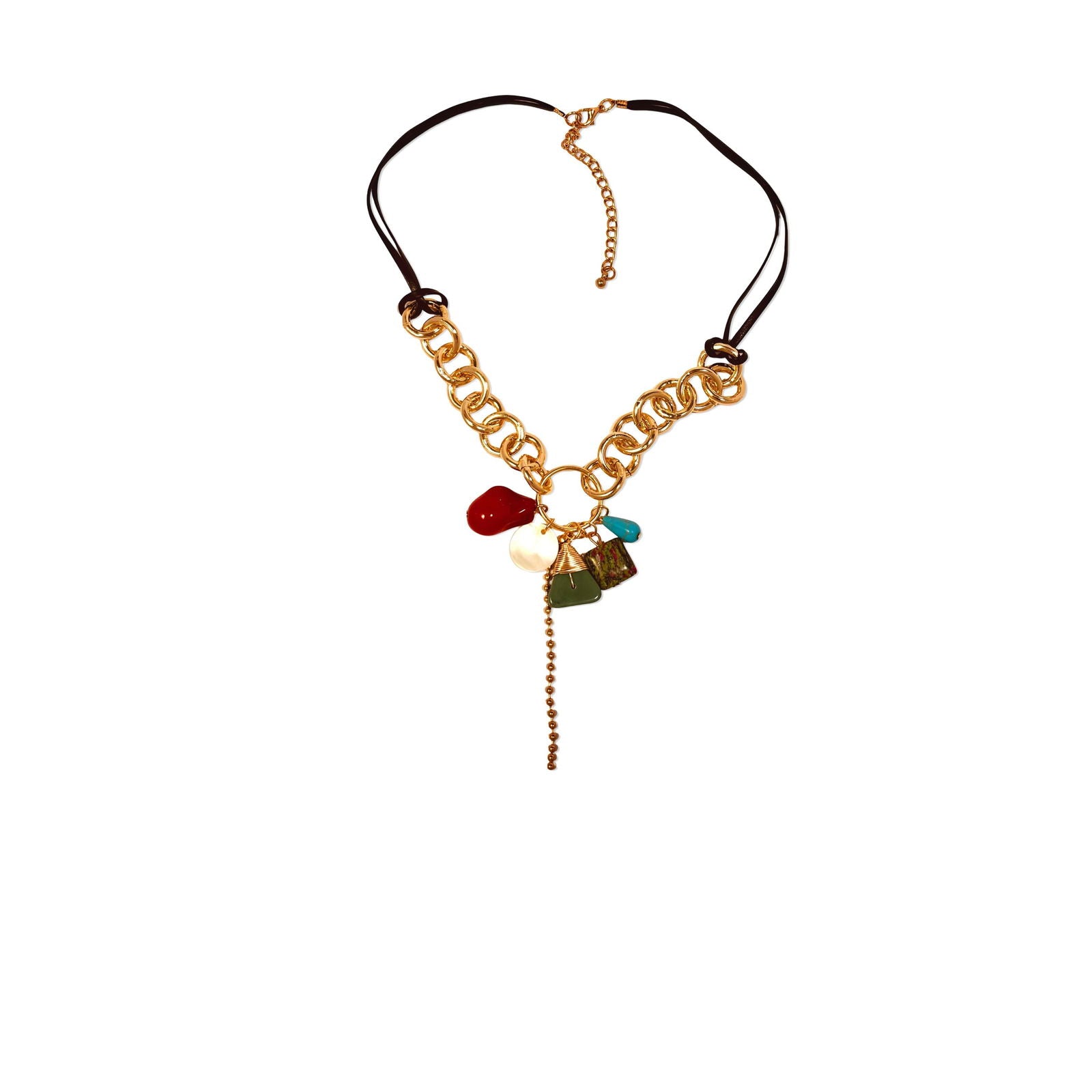 Flat-lay of multistone black chord and golden chunky chain necklace - Statement bold elegant gold plated earrings - hypoallergenic anti‑tarnish waterproof nickel‑free lead‑free gold plated earrings - scratch‑resistant fade‑resistant water‑resistant gold plated necklace - baroque pearl necklace